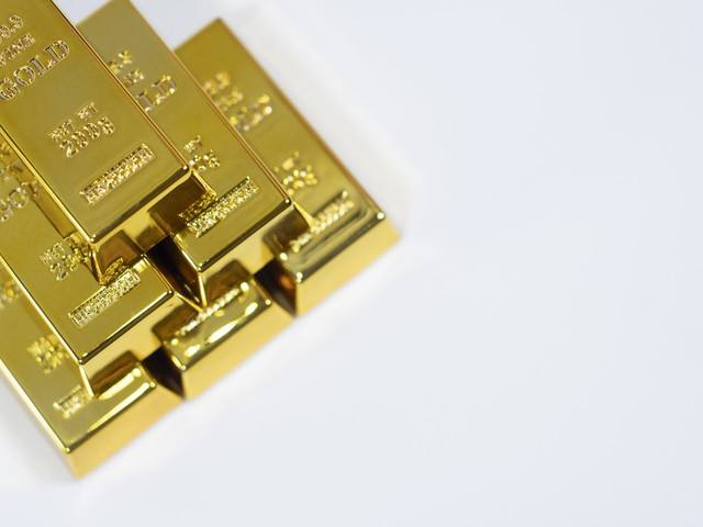 黄金投资：乐观与谨慎的博弈