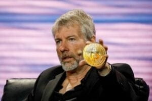 MicroStrategy的比特币押注：高风险与高回报的博弈