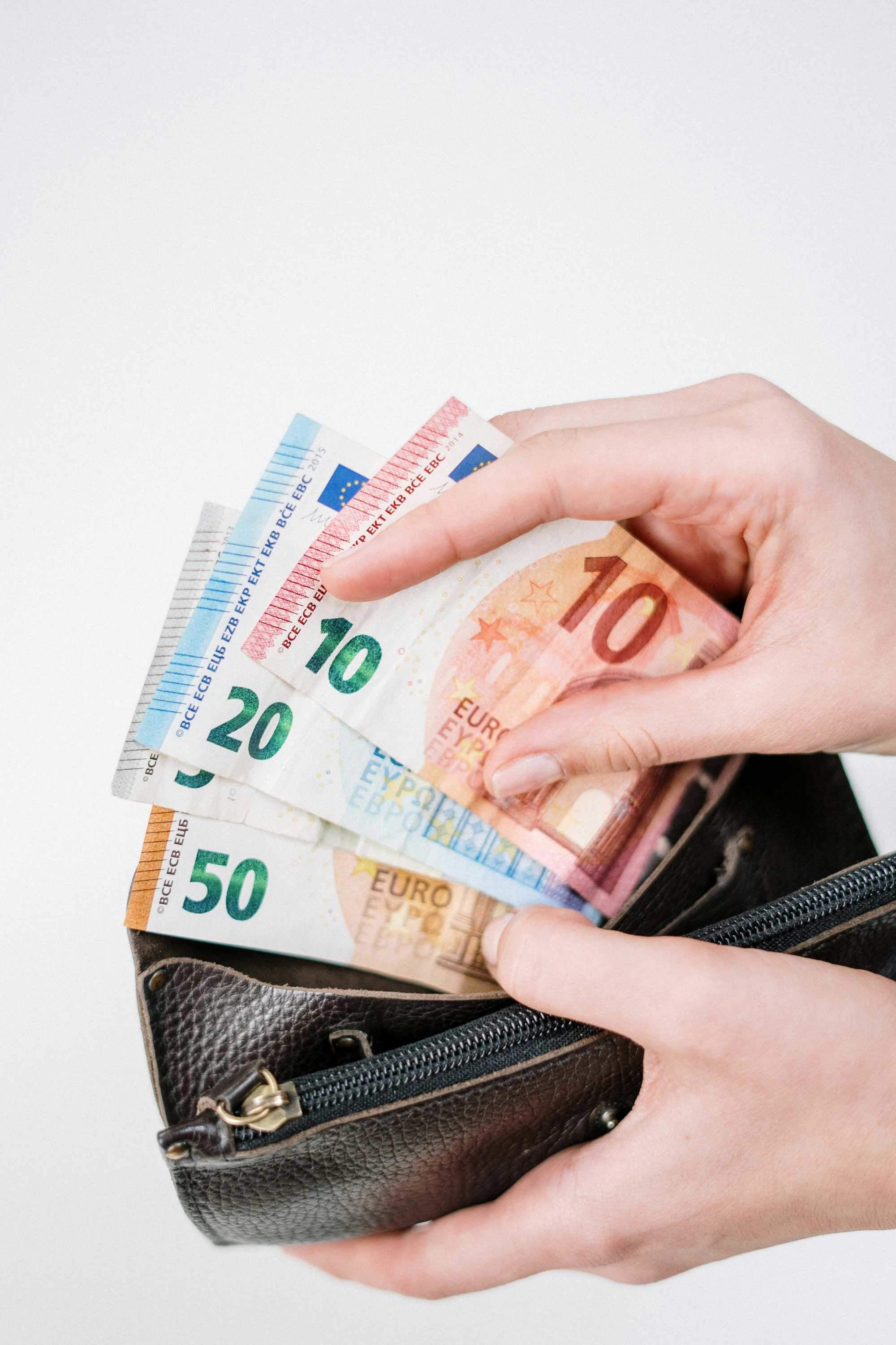 突发！金融市场惊天巨变，99%的人都没注意到的真相！